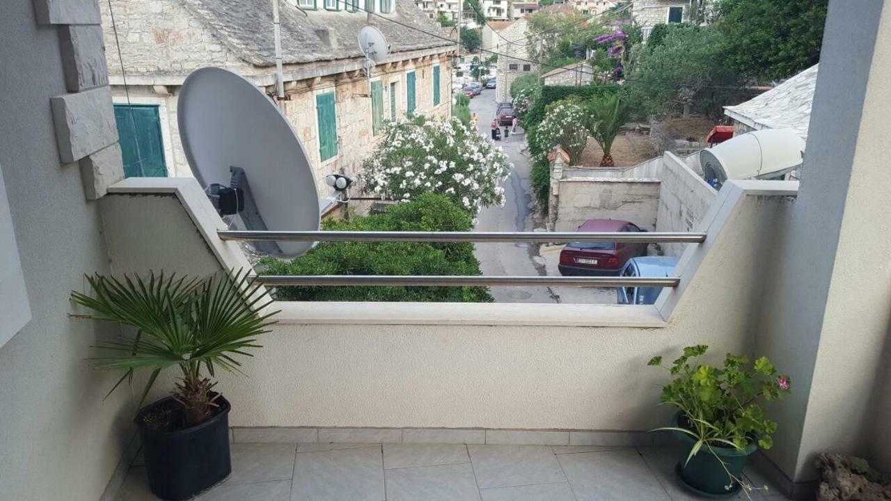 Apartment Vana Stomorska Luaran gambar