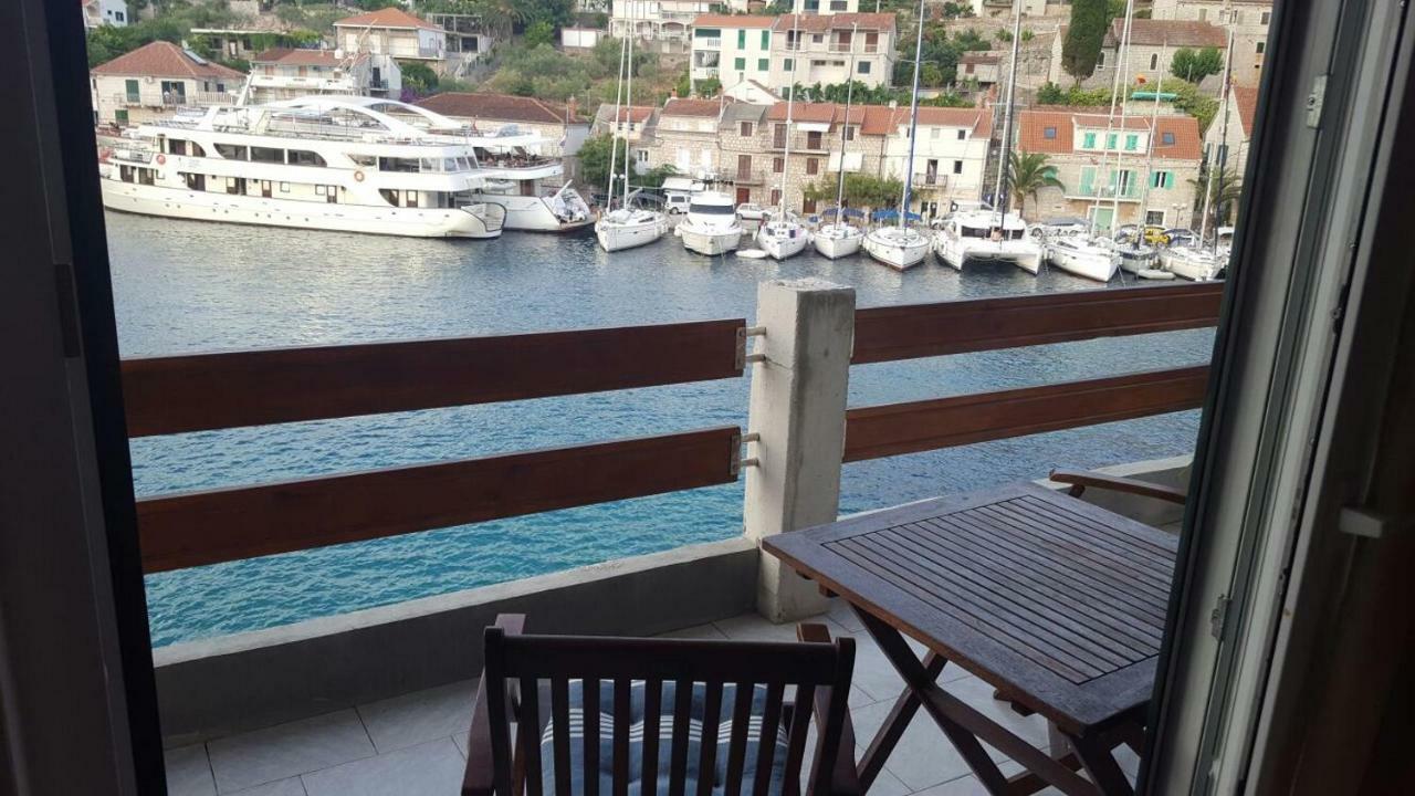 Apartment Vana Stomorska Luaran gambar