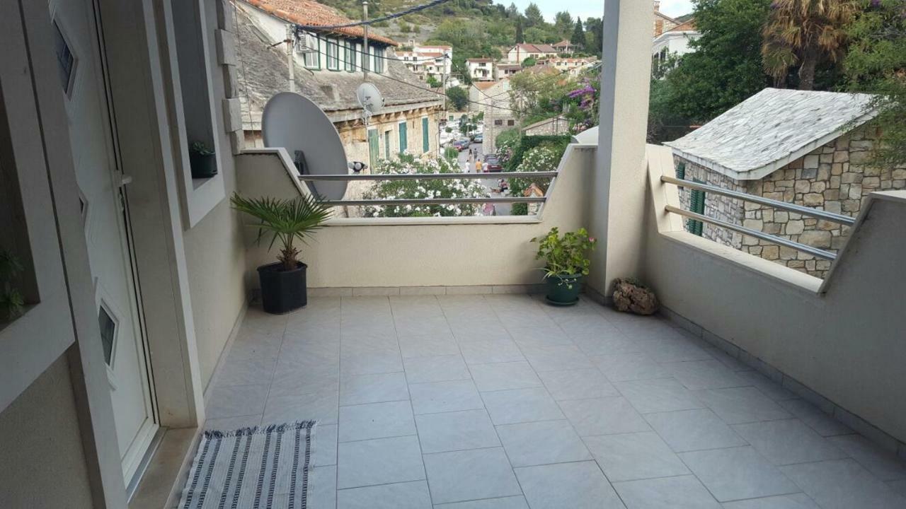 Apartment Vana Stomorska Luaran gambar